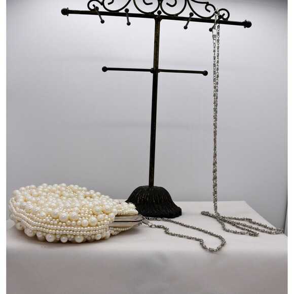 Beautiful Pearl Studded Gem Purse with Silk fabric lining - Picture 3 of 8
